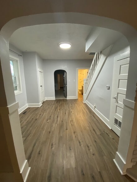 Dinning room - 1202 Hoefgen St