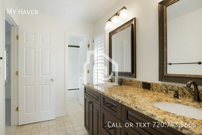 Building Photo - 2064 S Robb Way