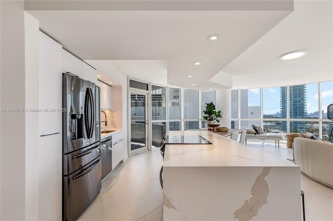 Building Photo - 6301 Collins Ave