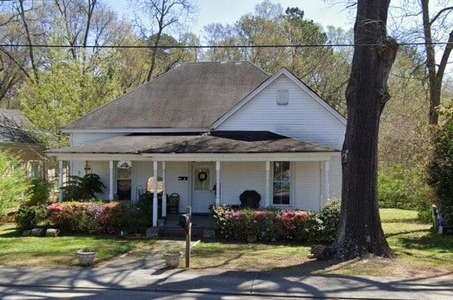 Primary Photo - 235 Boulevard