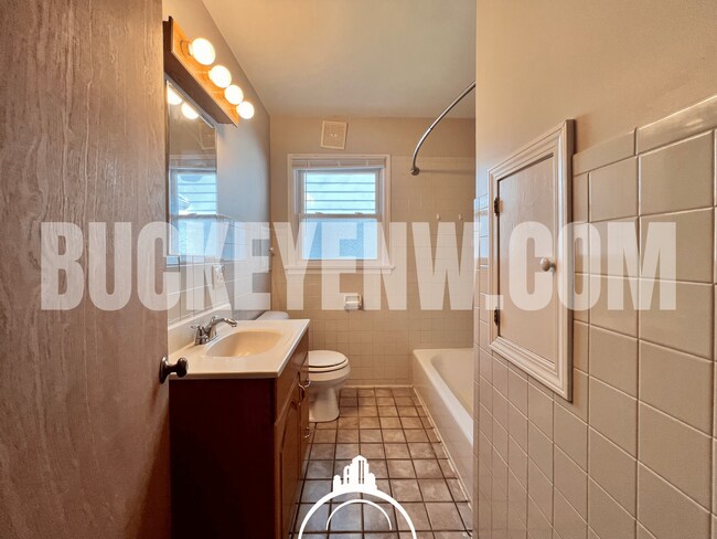 Building Photo - 2653 Letchworth Pkwy