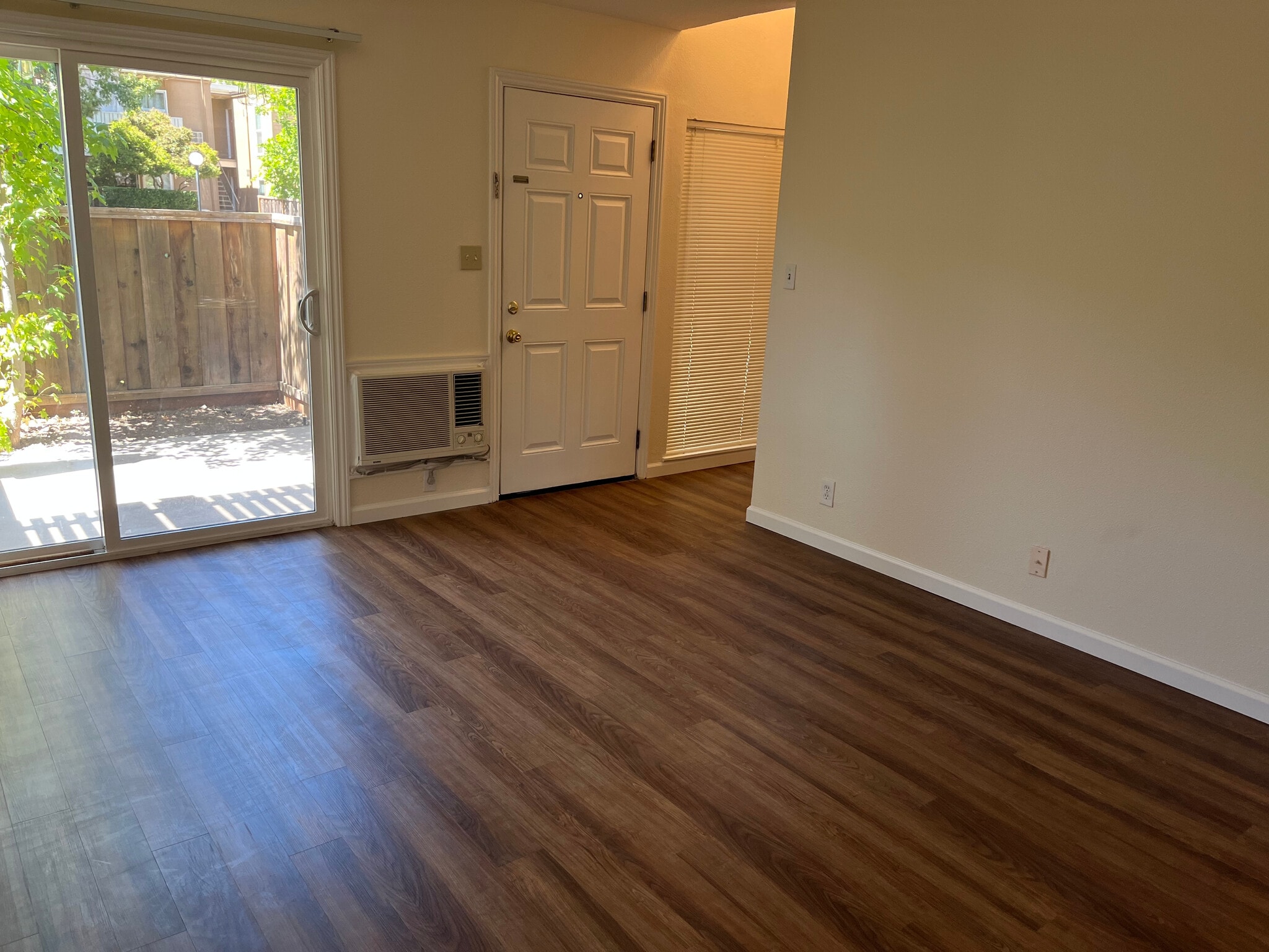 Living room at front door and front patio - 1919 Ygnacio Valley Rd