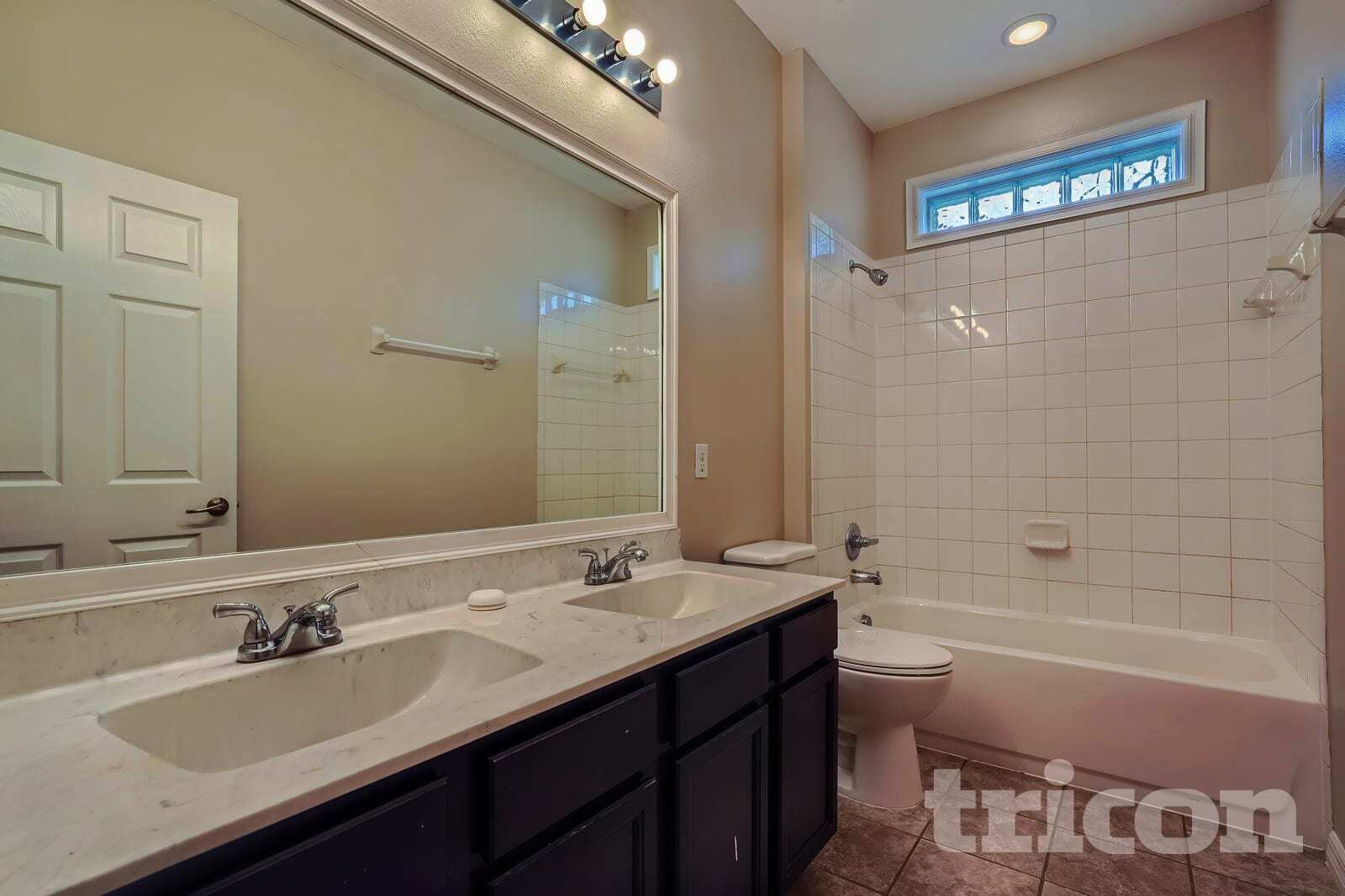 Building Photo - 33931 Emerald Pond Loop