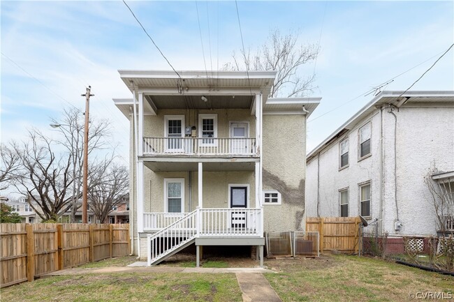 Building Photo - 2726 Hanes Ave