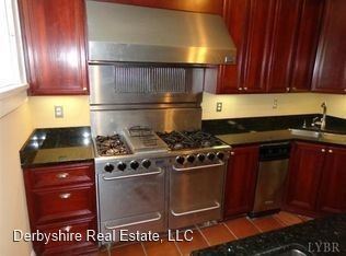 Building Photo - 4 br, 3.5 bath House - 4211 Fort Avenue