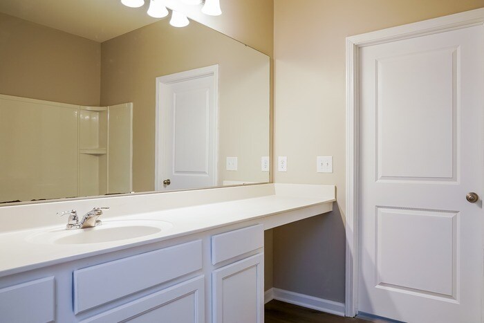 Building Photo - 100 Quincy Meadow Ave