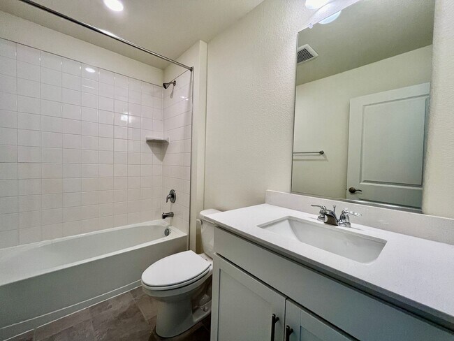 Building Photo - Beautiful Brand New Construction Home In M...