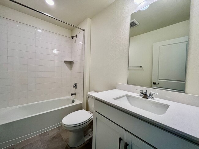 Building Photo - Newer Construction Home in Monument