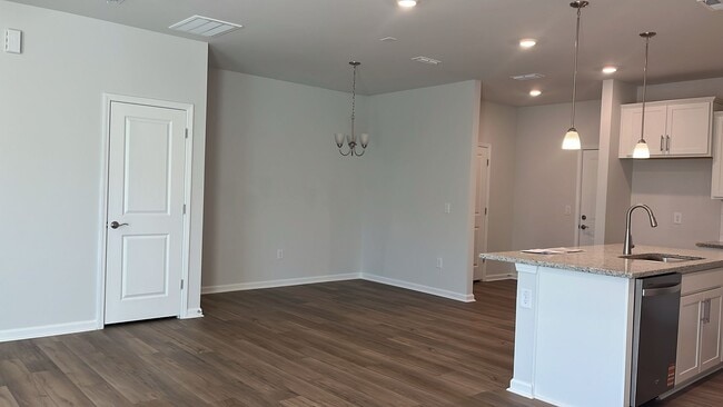 Building Photo - 2919 Denson Rd