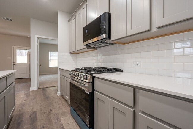 Building Photo - 8015 Heroes Hall Dr