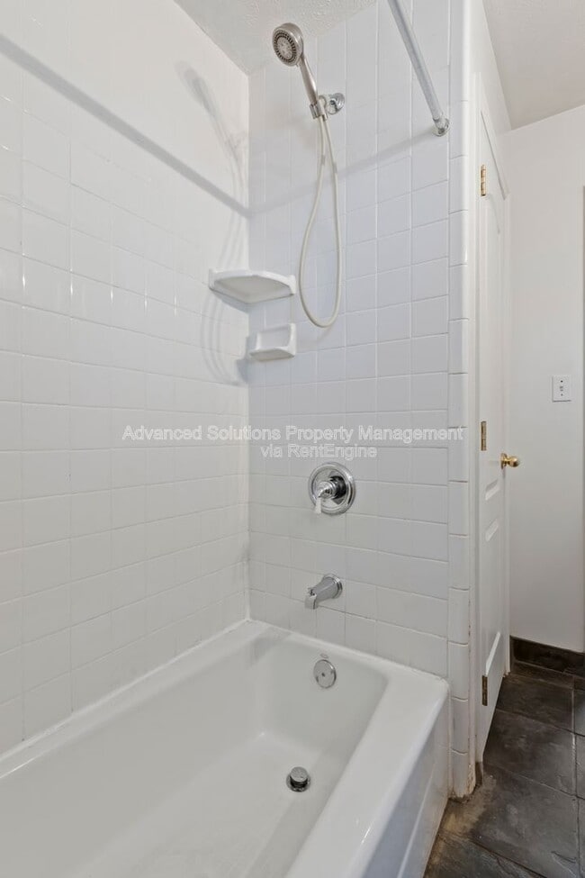 Building Photo - 3128 S 700 E