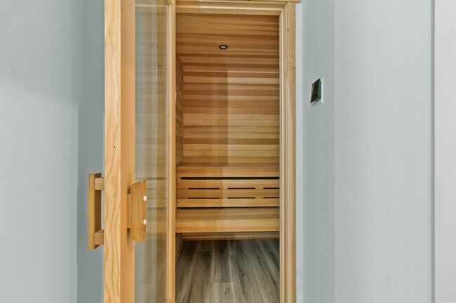 Building Photo - 14 Wisteria Way