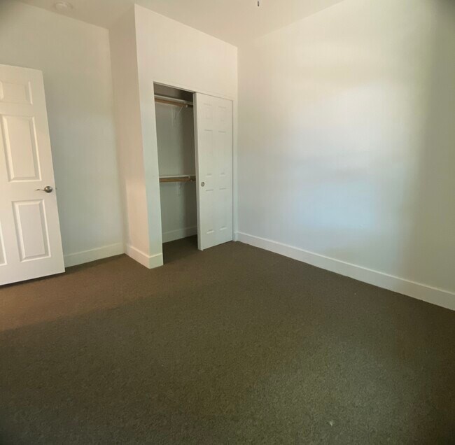 Building Photo - 500 Capitol Dr