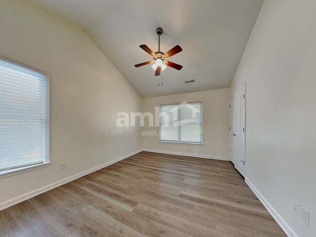 Building Photo - 4905 Heritage Woods Ct