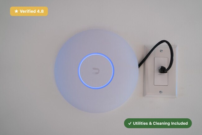 Building Photo - Furnished Private Bedroom in South Boston