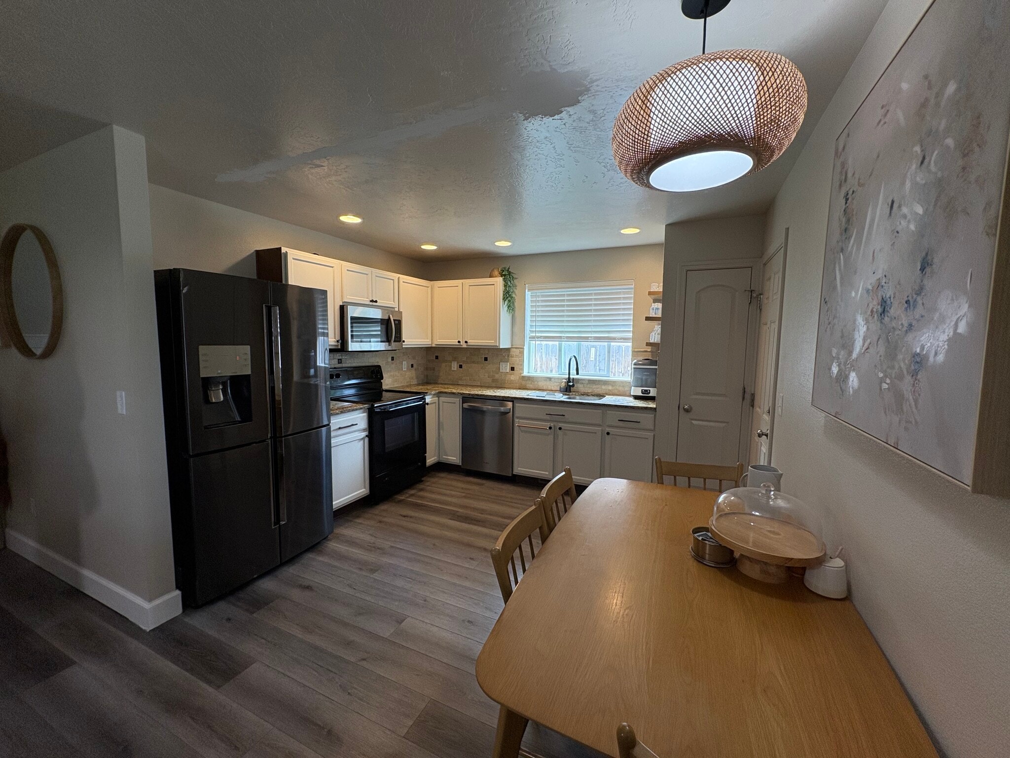 Building Photo - 4614 Braeburn Ave