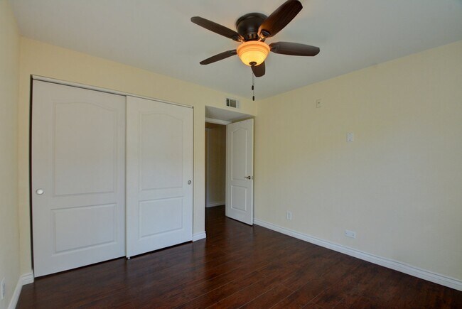 Building Photo - 2111 Jetty Rock Dr