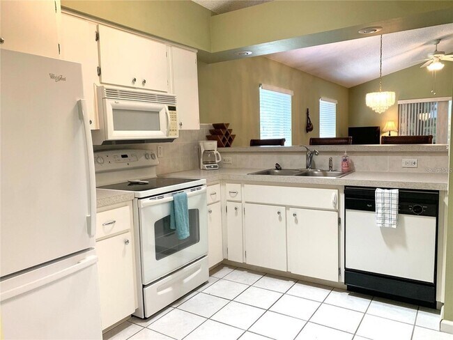 Building Photo - 1918 NW 50th Cir