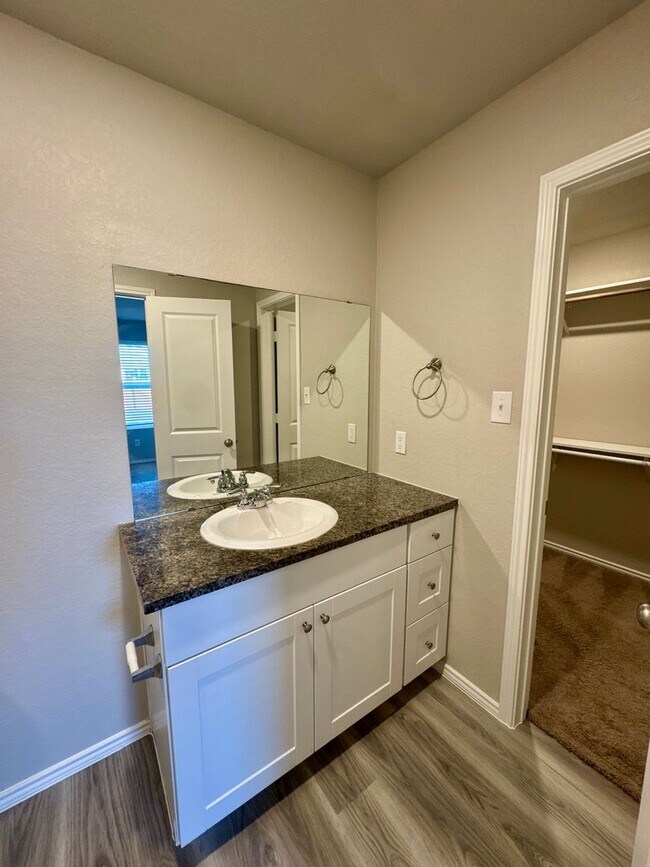 Building Photo - Bulverde Area - Hidden Trails Subdivision 3 beds 2 bath Home for Rent