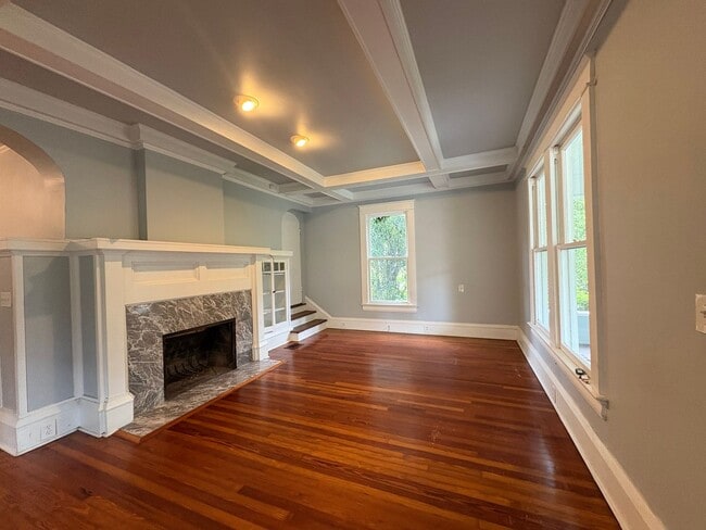 Building Photo - Absolutely Gorgeous 3 BR home in Thornton ...