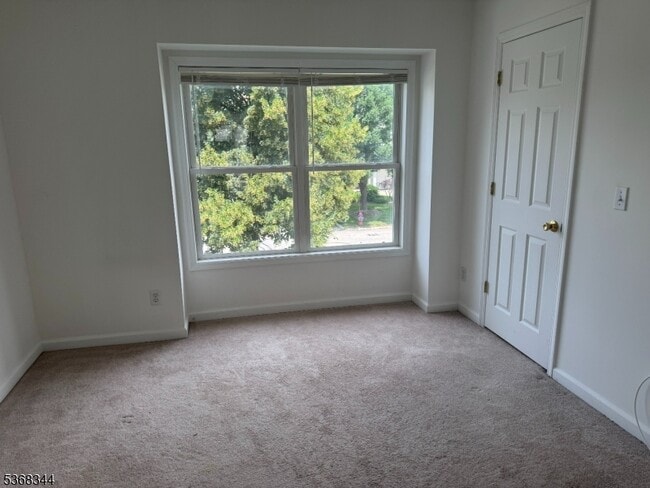Building Photo - 24 Bourne Cir