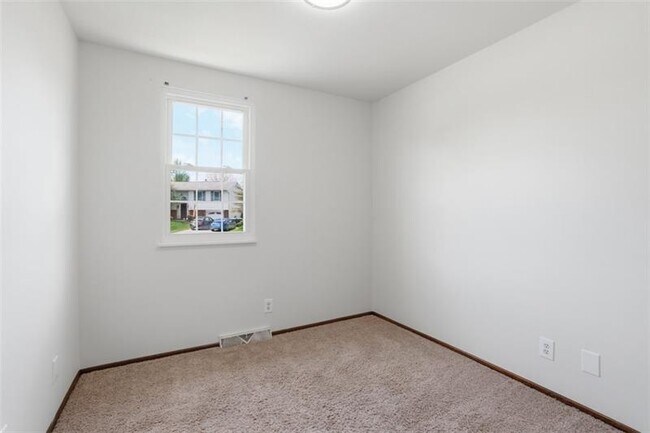 Building Photo - 108 Whitney Dr