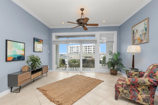 Building Photo - 168 Lake Point Blvd