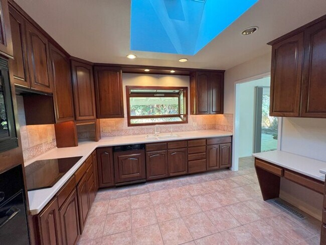 Building Photo - Old West Reno Four Bedroom Home with Ya...