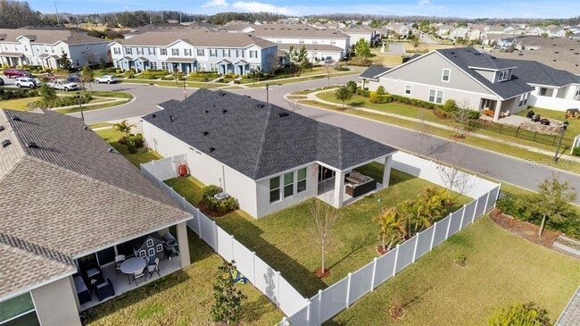 Building Photo - 15207 Caravan Ave