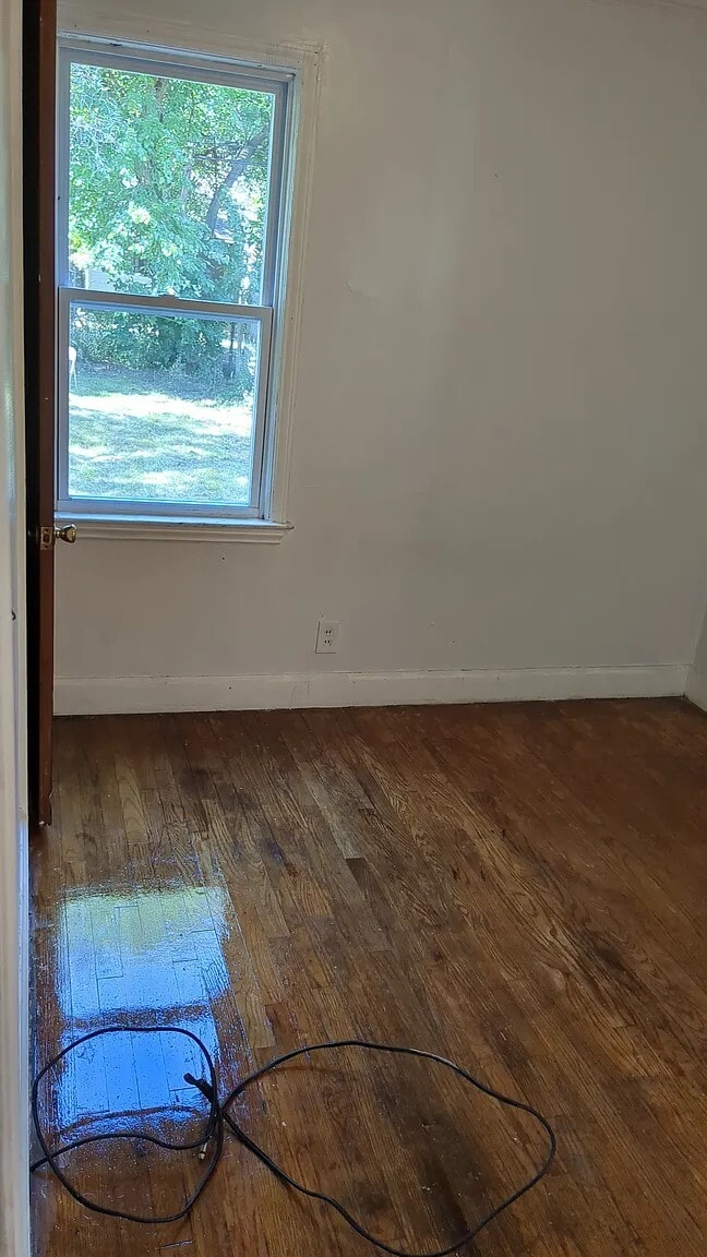 Building Photo - 16611 Lauder St