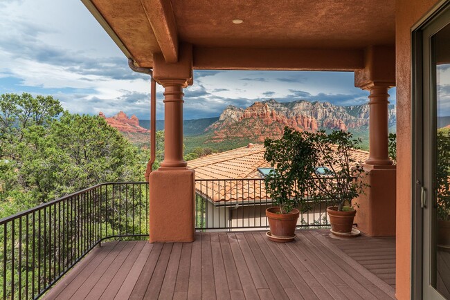 Building Photo - HOUSE - LES SPRINGS - PANORAMIC RED ROCK V...