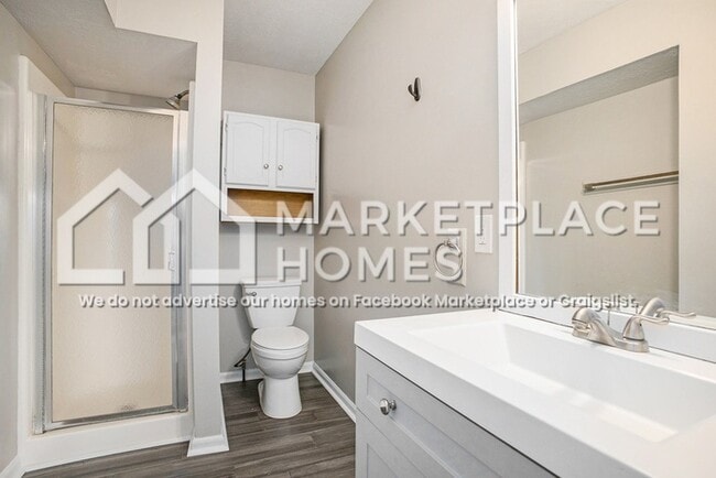 Building Photo - 2341 Graystone Dr