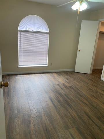 Building Photo - 1221 Willow Wood Ct