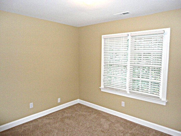 Building Photo - 4812 Forest Highland Dr