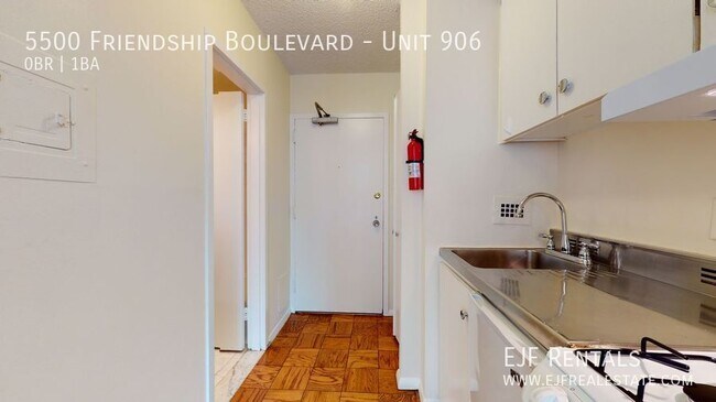 Building Photo - 5500 Friendship Blvd