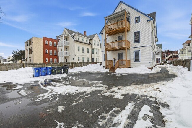Building Photo - 64-64 Rowe Ave