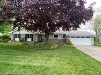 Building Photo - 316 Paragon Ave