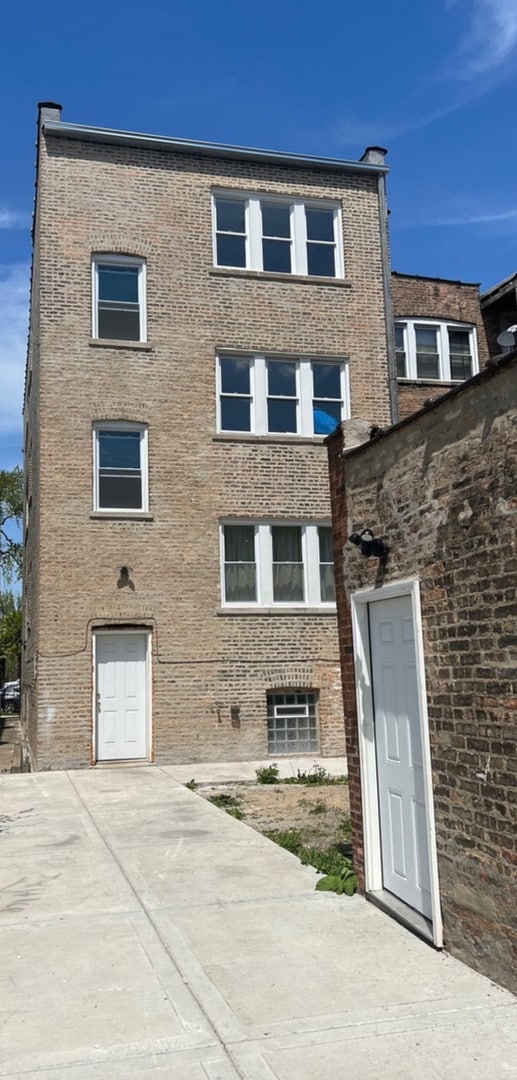 Building Photo - 1907 W Garfield Blvd