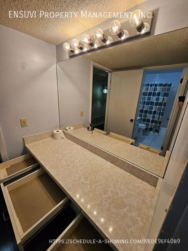 Building Photo - 14452 Reuter Strasse Cir