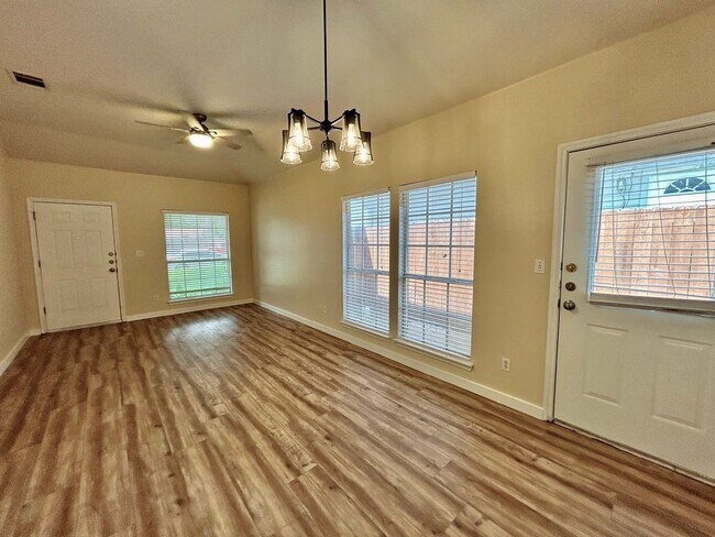 Building Photo - 8710 Weiser Dr