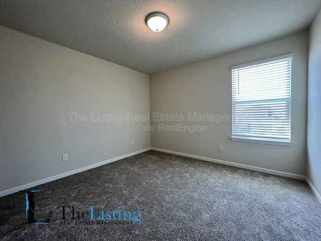 Building Photo - 2024 Cross Prairie Pkwy