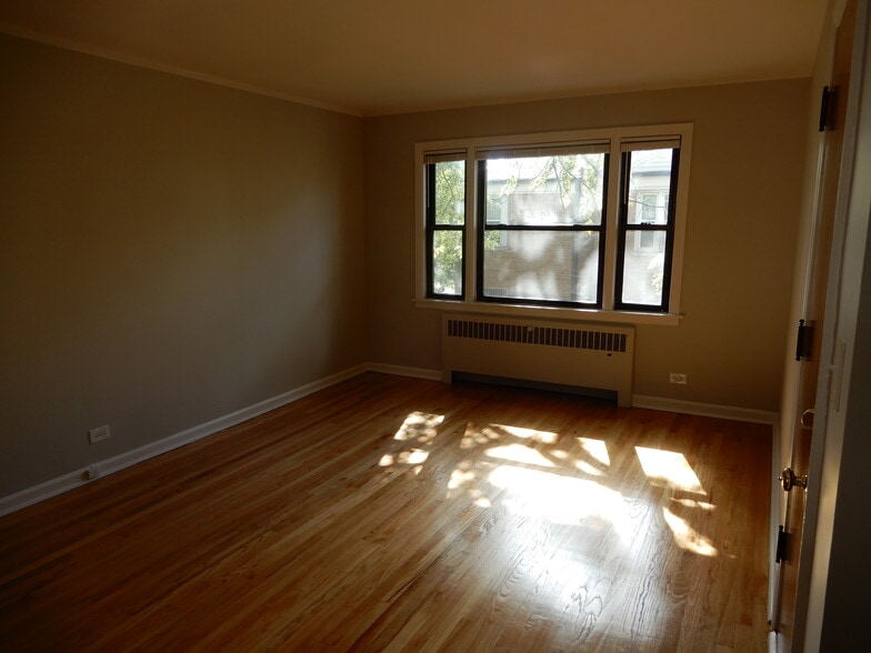 Building Photo - 1526 N Harlem Ave