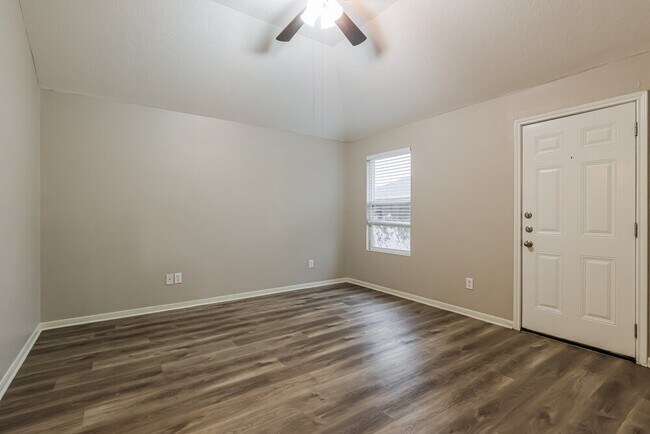 Building Photo - 16924 Tableland Trail