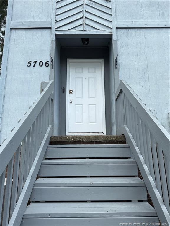 Primary Photo - 5706 Aftonshire Dr