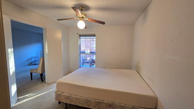 Building Photo - 18333 Roehampton Dr