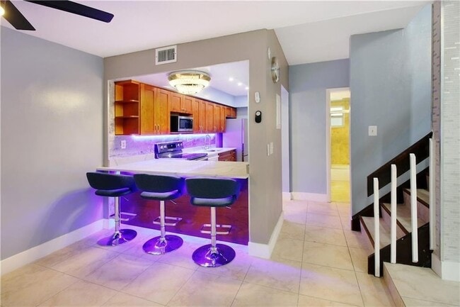 Building Photo - 4087 Coral Springs Dr