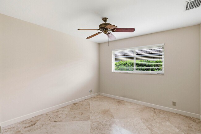 Building Photo - 4720 NW 28th Ave