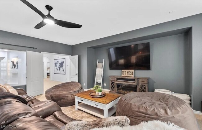Building Photo - 7277 Sashaying Spirit Ct
