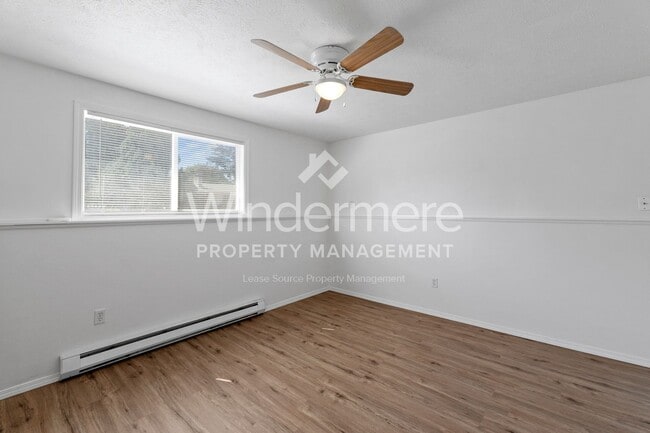 Building Photo - 1017 S Robie Rd