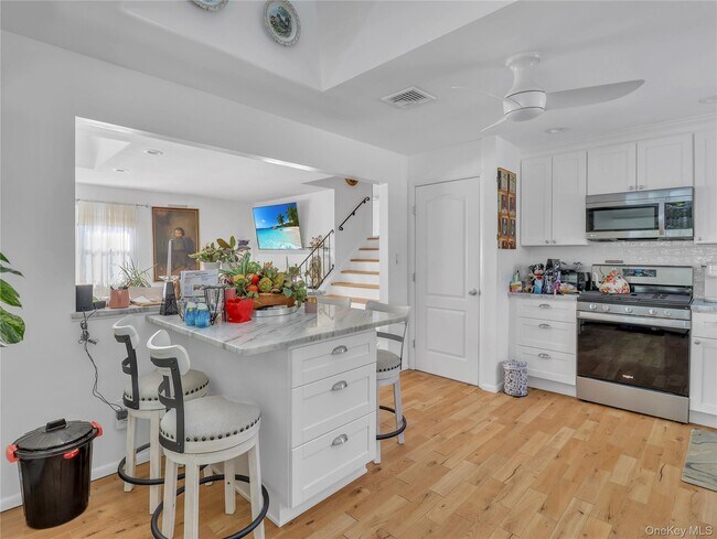 Building Photo - 6 Kenbar Rd